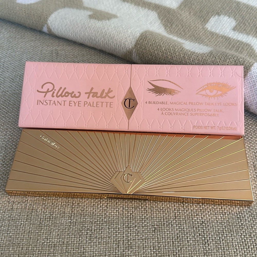Charlotte Tilbury pillow talk instant eye palette